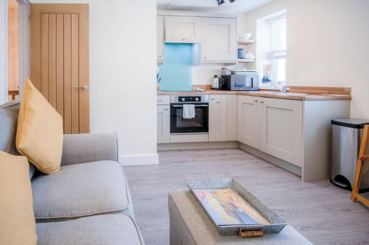 Myrtle - 1 Bedroom Apartment - Сондърсфут Екстериор снимка