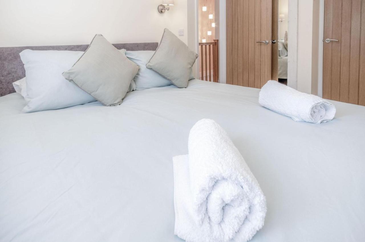 Myrtle - 1 Bedroom Apartment - Сондърсфут Екстериор снимка